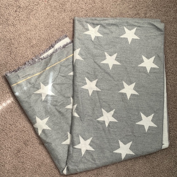 Ann Taylor star print ultra soft blanket scarf! - Picture 1 of 5